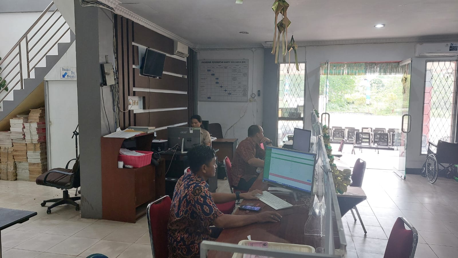 Dukcapil Sanggau Tetap Buka Pelayanan Adminduk Saat Libur Lebaran