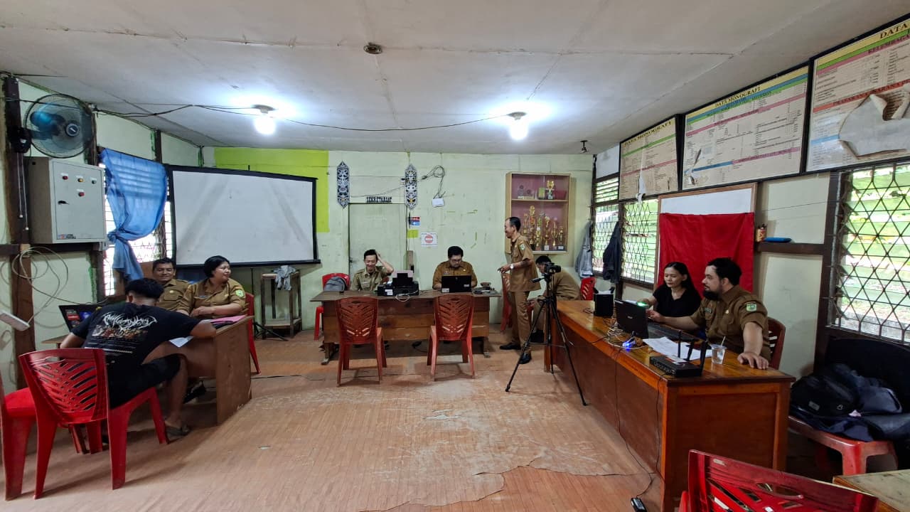 Pelayanan Administrasi Kependudukan di Desa Suka Gerundi Kecamatan Parindu